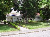 Lustron on Calle 2 - across from tennis courts